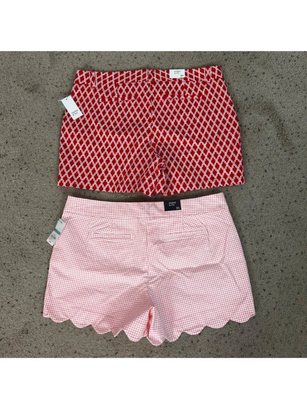 NEW Crown & Ivy Lot of 2 Patterned Shorts Casual Summer Size 16 Women's - Picture 3 of 4